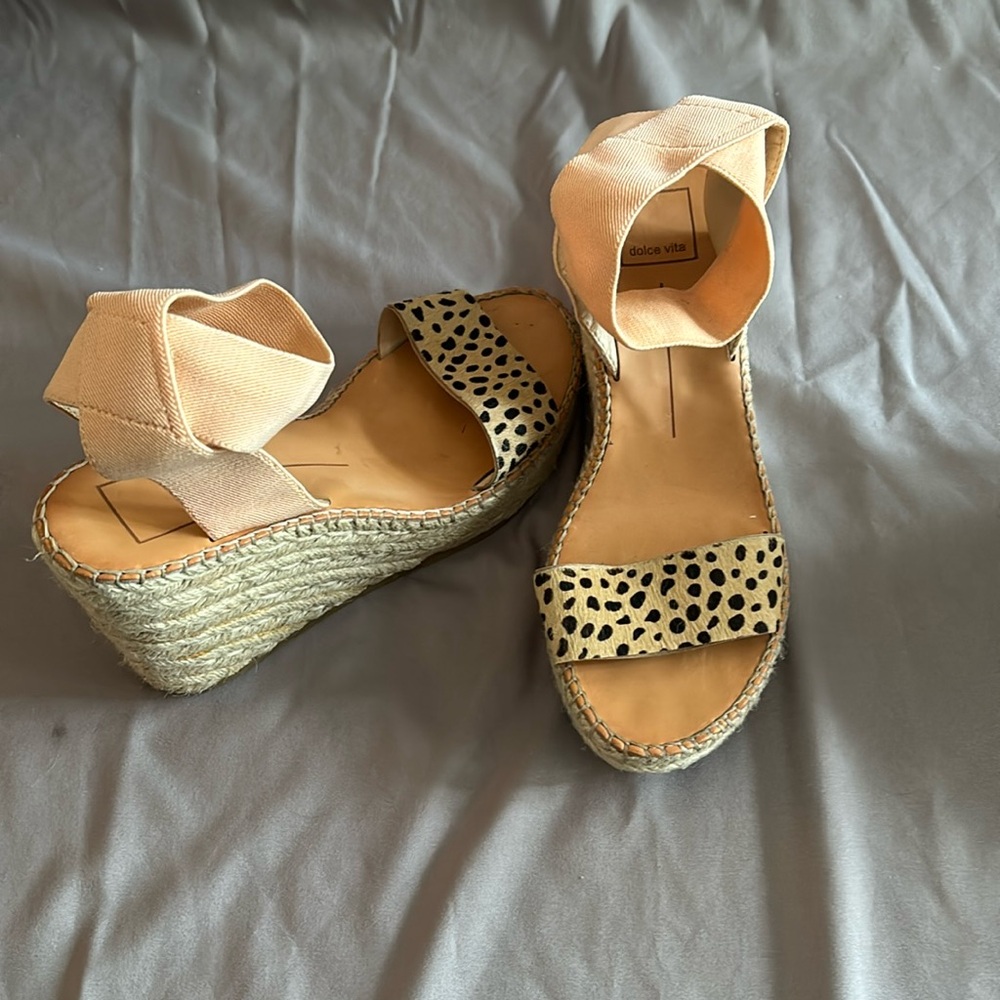 Dolce vita leopard calf size 7 wedges